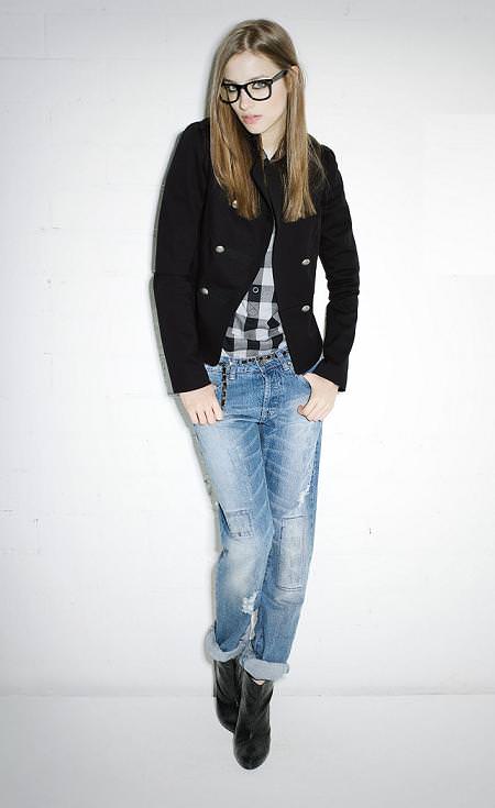 El look total black de Bershka