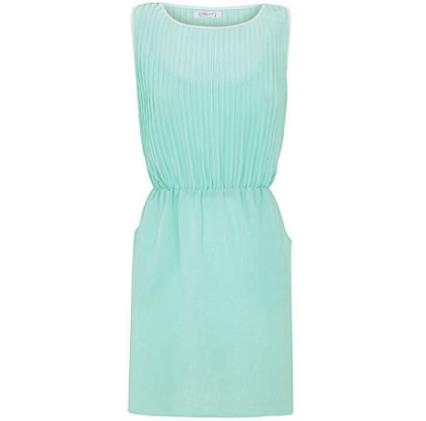 vestido verde de blanco para la primavera