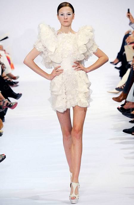 Elie Saab, alta costura, moda otoño invierno  
