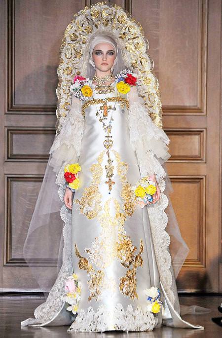Christian Lacroix, alta costura, moda otoño invierno  