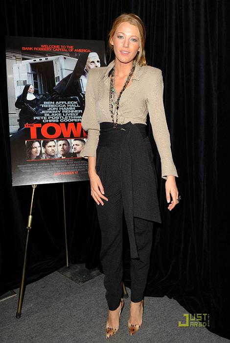 El estilo y looks de la it girl Blake Lively