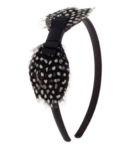 Vestidos y accesorios de plumas