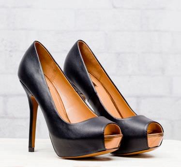 zapatos de stradivarius primavera  salon metalizado
