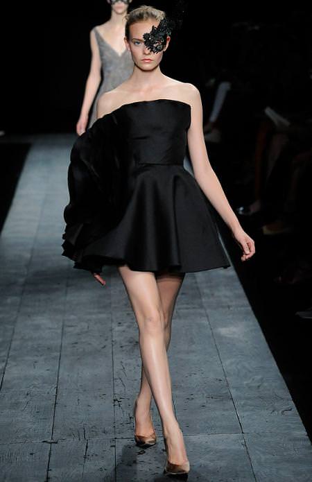 moda otoño invierno  , de alta costura, de Valentino