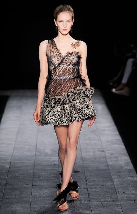 moda otoño invierno  , de alta costura, de Valentino