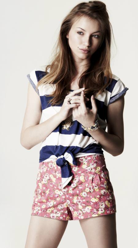 Zara primavera : Casual Lookbook Junio