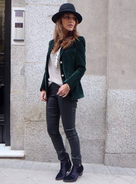 Street style y looks de fiesta para fin de año y Navidad
