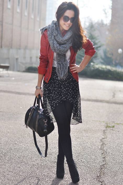 Tendencias de moda del invierno : faldas asimétricas y cazadora roja