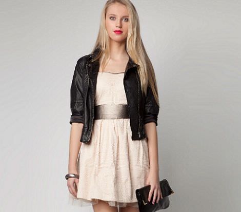 vestidos de rebajas rosa de bershka