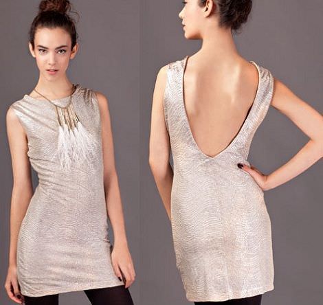 vestidos de fin de año con escote en la espalda
